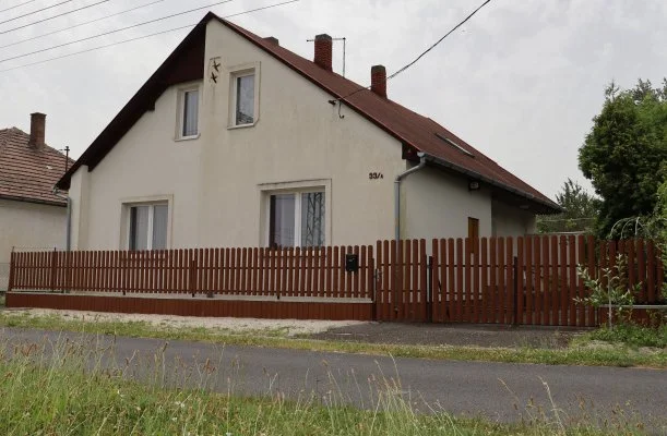 Eszter Apartman Balatonkeresztúr Eszter Apartman Balatonkeresztúr