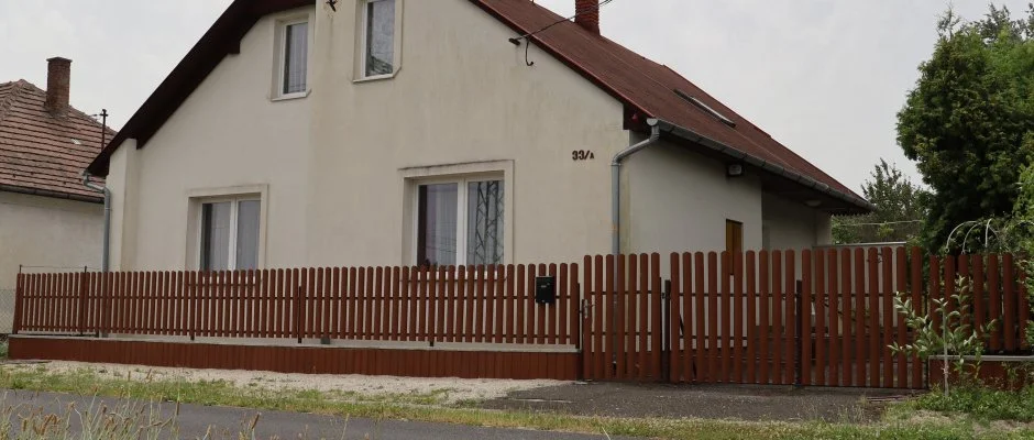 Eszter Apartman Balatonkereszt�r