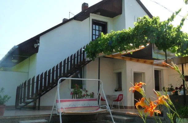 Eszter Apartman Balatonkeresztúr Eszter Apartman Balatonkeresztúr