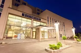 ETO Park Hotel Gyr - Pnksdi hossz htvge