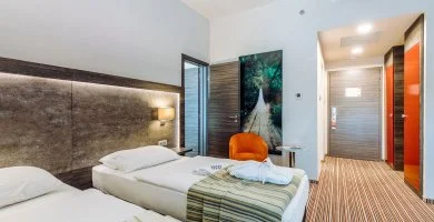 K�t �nnep k�z�tt