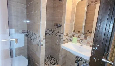 Ez�stfeny� �d�l� Visegr�d