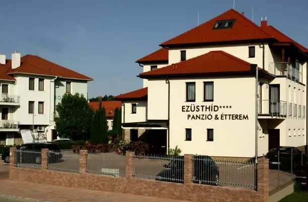 Ezsthd Hotel Veszprm