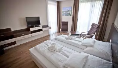 Ezsthd Hotel Veszprm