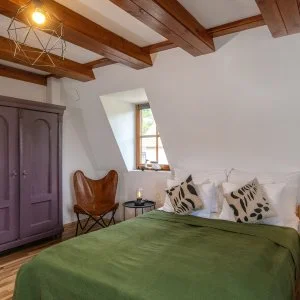 Ferrata Vendégház Csesznek - Május 1. (min. 2 éj)