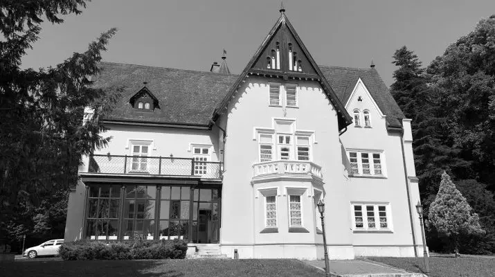 Festetich Kastlyszll s Zsuzsanna Hotel Szeleste