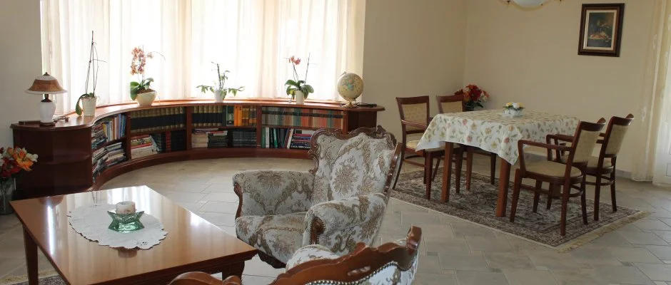 Fortuna Villa H�v�z