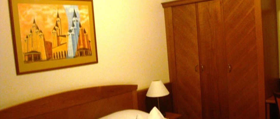 Fortuna Villa H�v�z