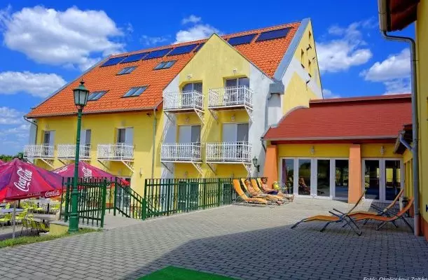 Fried Kastély Hotel Simontornya Fried Kastély Hotel Simontornya