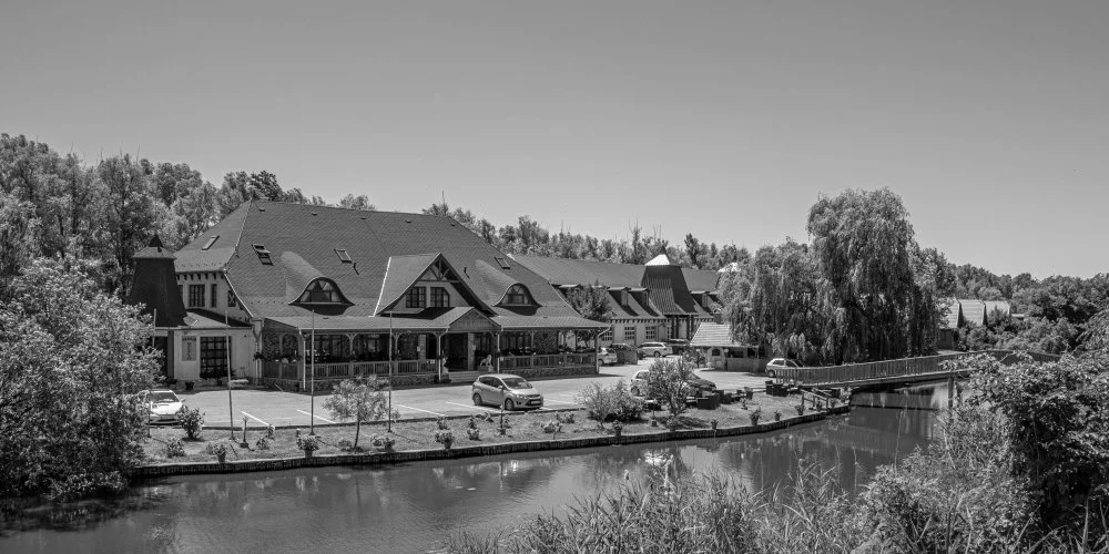 Fűzfa Hotel és Pihenőpark Poroszló
