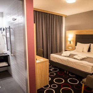 Garden Hotel Wellness & Konferencia Szolnok - Október 23. 