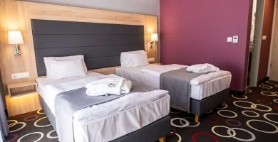 Két ünnep között