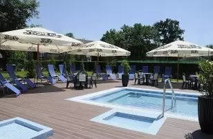Garden Hotel Szolnok - Ajnlatok szilveszterre