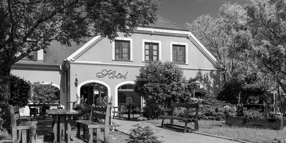 Gastland M0 Hotel Szigetszentmiklós
