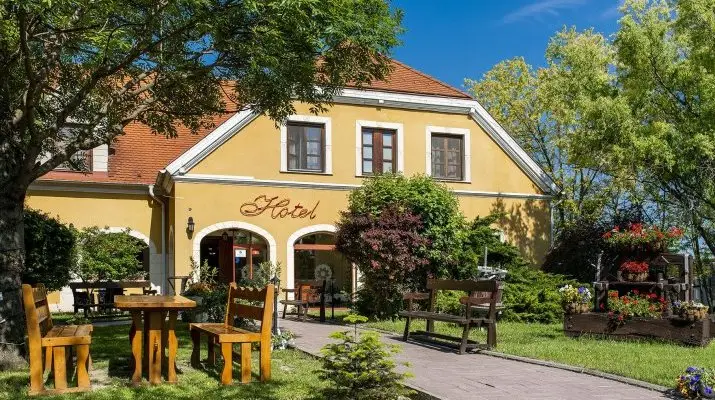 Gastland M0 Hotel Szigetszentmikls