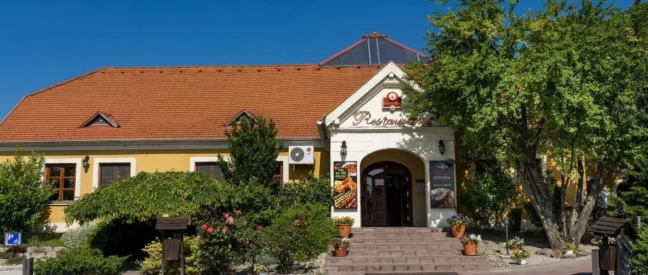 Gastland M0 Hotel Szigetszentmikls