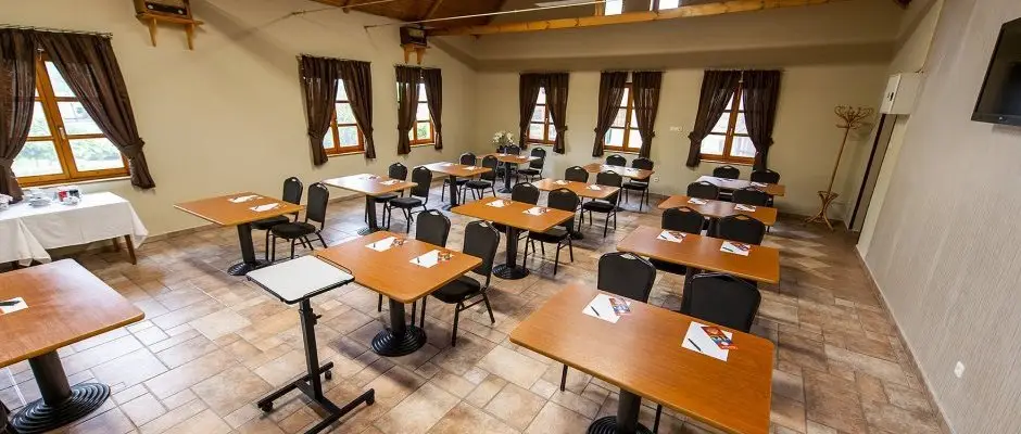 Gastland M0 Hotel Szigetszentmikls