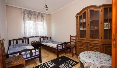 Gedeon Tanya-Panzi Jakabszlls