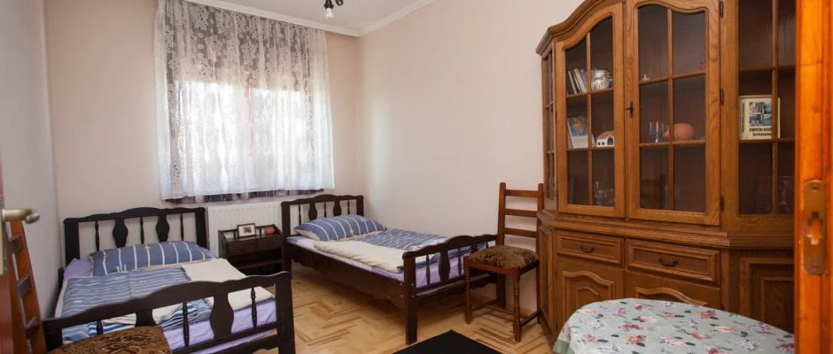 Gedeon Tanya-Panzi Jakabszlls