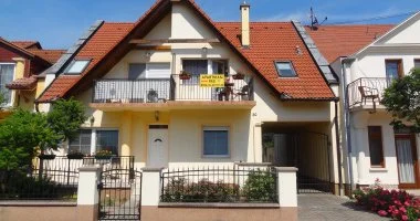 Legjobb r (min. 2 j)