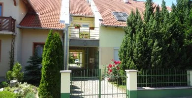 Két ünnep között (min. 3 éj)