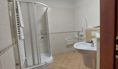 Gerby Kria Hotel s Lovasudvar Lajosmizse