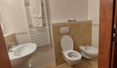 Gerby Kria Hotel s Lovasudvar Lajosmizse