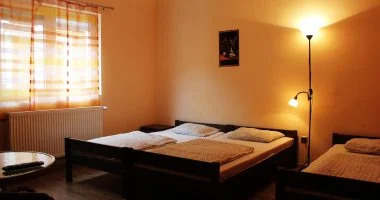 Május 1. (min. 2 éj)