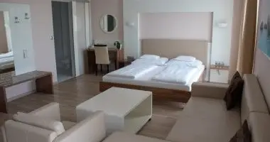 Két ünnep között (min. 2 éj)