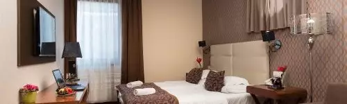 Golden Ball Club Hotel 