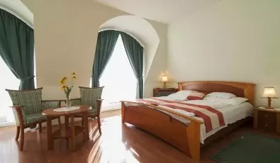 Gosztola Gyöngye-az erdő szállodája Gosztola