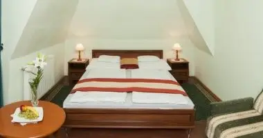 Két ünnep között (min. 2 éj)