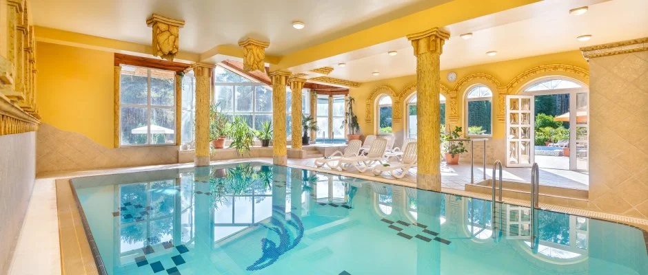 Gosztola Gyngye-az erd szllodja Gosztola