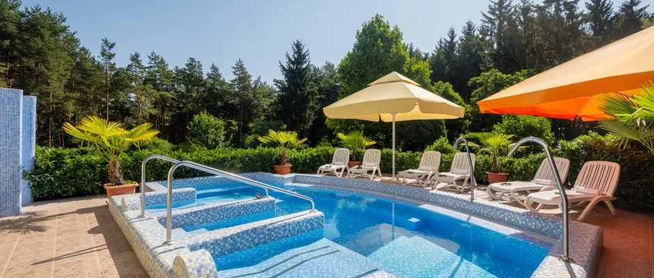 Gosztola Gyngye-az erd szllodja Gosztola