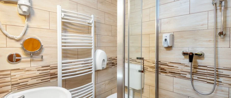 Gosztola Gyngye-az erd szllodja Gosztola