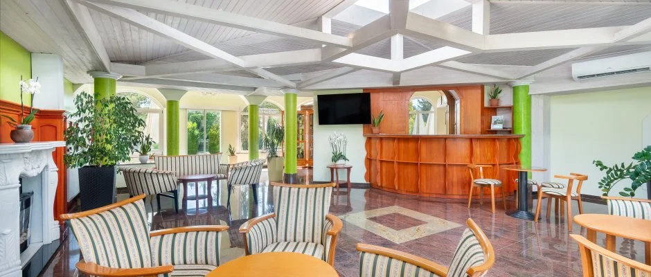 Gosztola Gyngye-az erd szllodja Gosztola