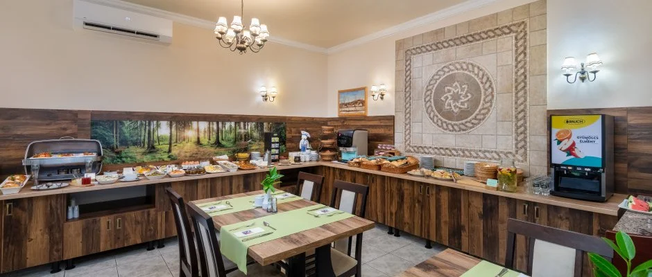 Gosztola Gyngye-az erd szllodja Gosztola