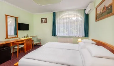 Gosztola Gyöngye-az erdő szállodája Gosztola