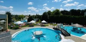 Gotthard Hotel - Legjobb �r f�rd�bel�p�vel
