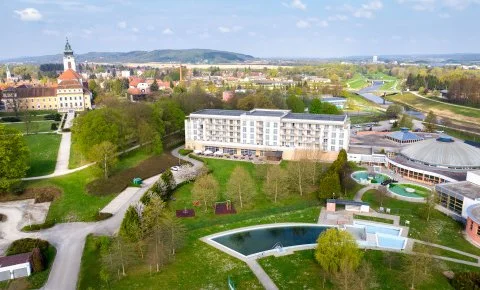 Gotthard Hotel Szentgotthárd - Legjobb ár fürdőbelépővel