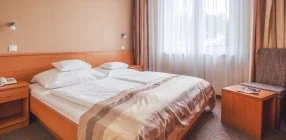 Granada Hotel - Karcsony