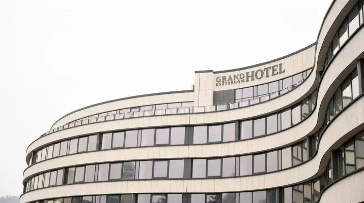 Napi Ar Felpanzioval 1 Ejtol A Grand Hotel Esztergom Akcios Csomagajanlata