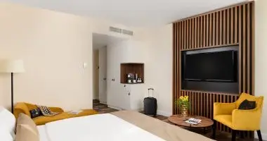 P�nk�sd (min. 2 �j)