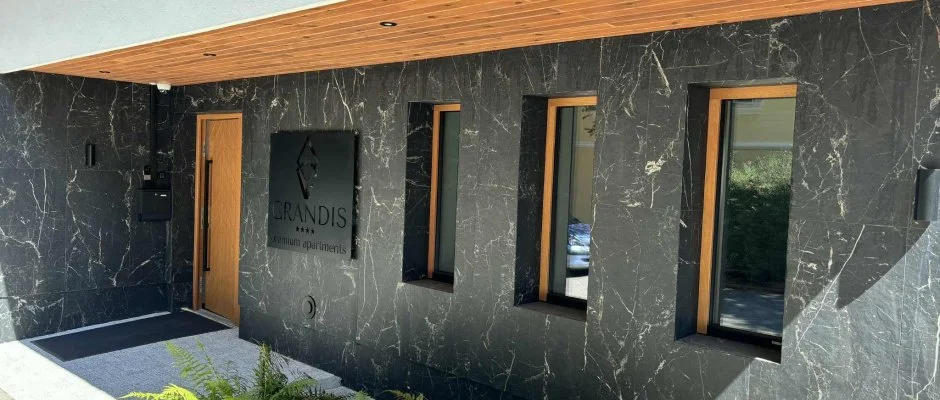 Grandis Premium Apartments Gdll