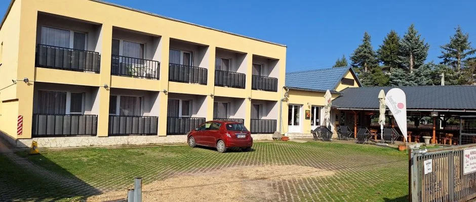 Grill Terasz tterem s Szllshely Mezkvesd