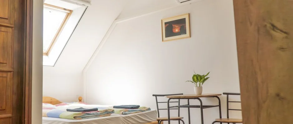 Gyulavezr-Csobnci Pihen Vendghz Gyulakeszi