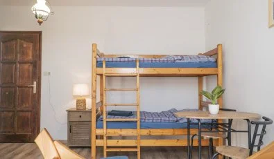 Gyulavezr-Csobnci Pihen Vendghz Gyulakeszi