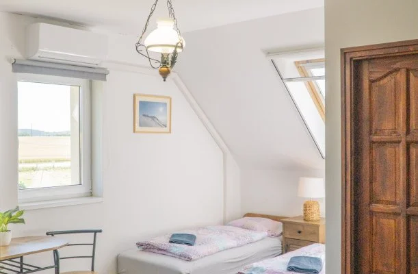 Gyulavezr-Csobnci Pihen Vendghz Gyulakeszi