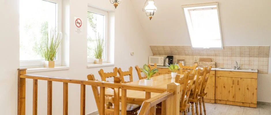 Gyulavezr-Csobnci Pihen Vendghz Gyulakeszi