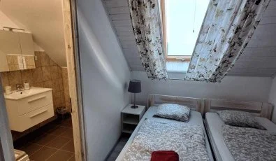 Gyulavezr Lovasbirodalma Panzi Gyulakeszi